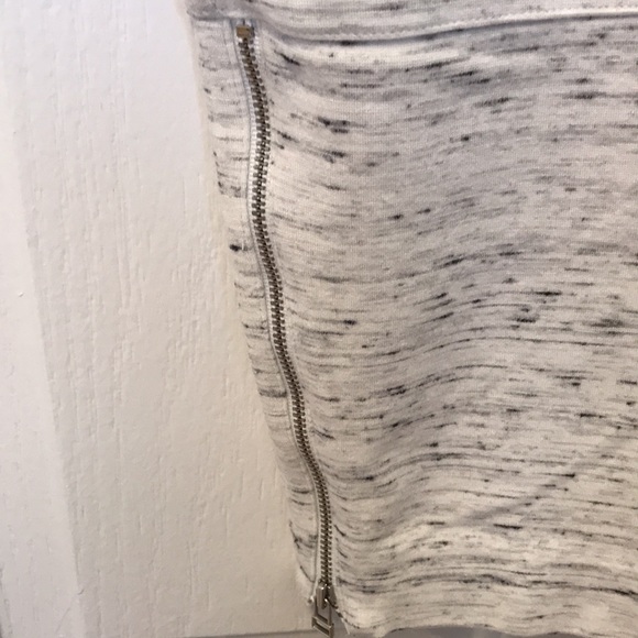 Wilfred Skirt - Picture 3 of 6